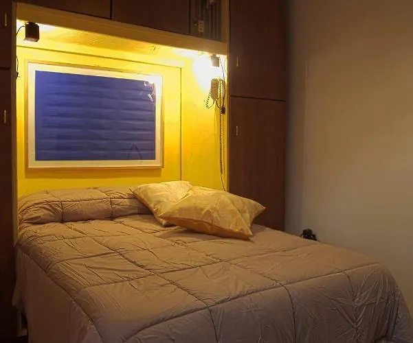 Le Pinelle Bed and Breakfast